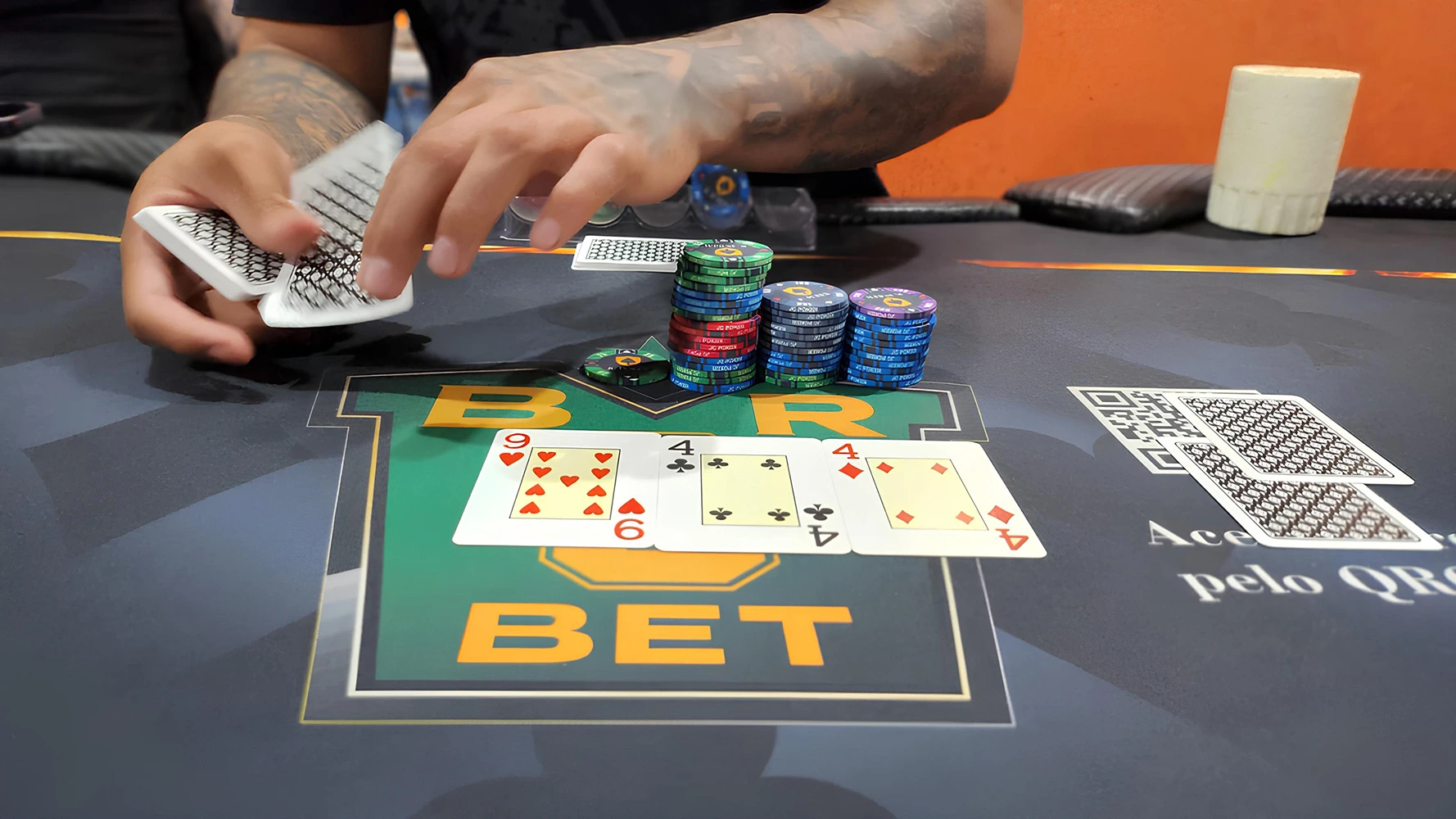 Imagem representando uma mão de poker